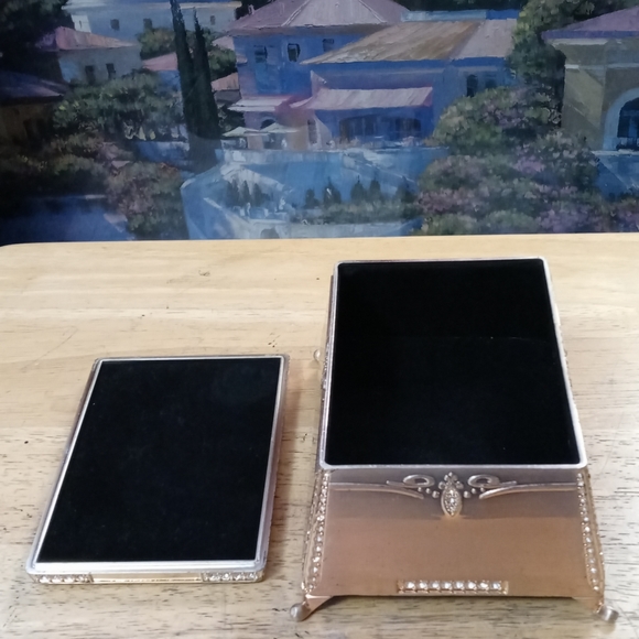 Treasure Chest Trinket Box Silvertone Swarovski Crystal Stones Adorned.🕌 - Picture 16 of 16